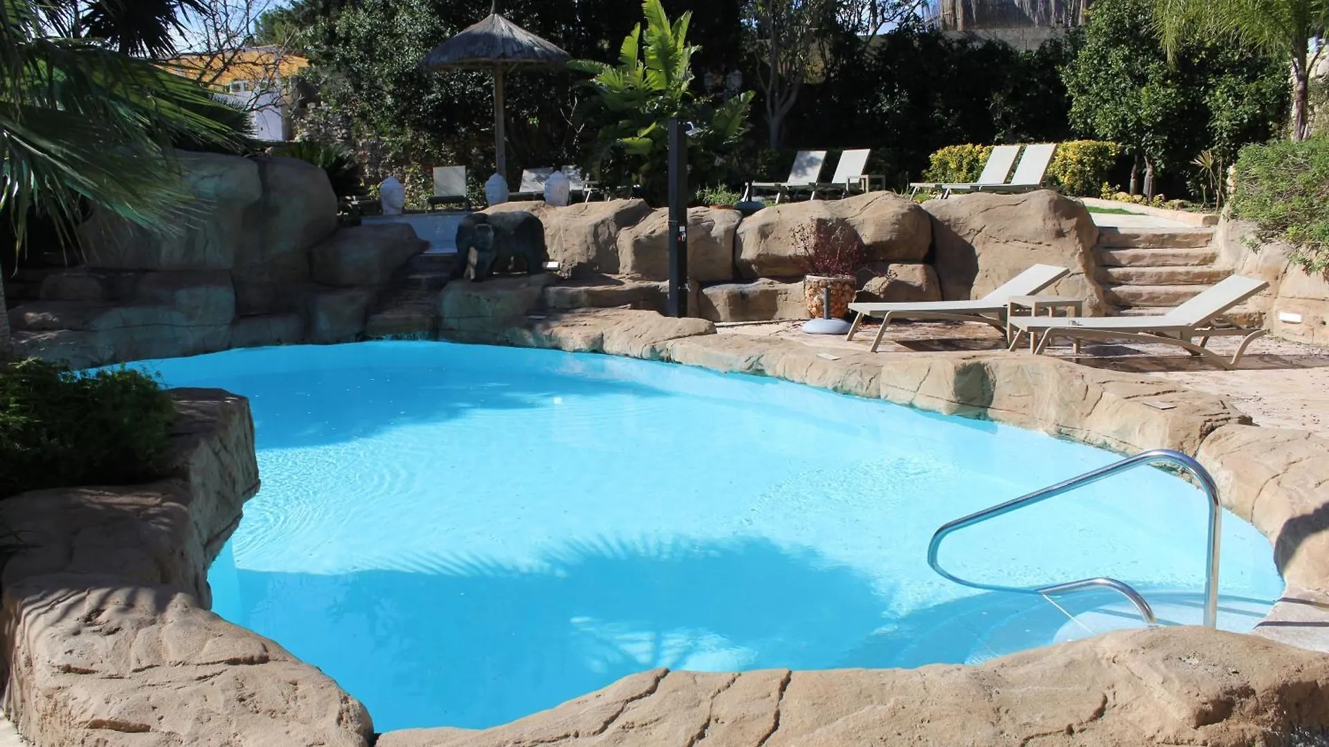 The Red Farm Relais & Spa Iklin