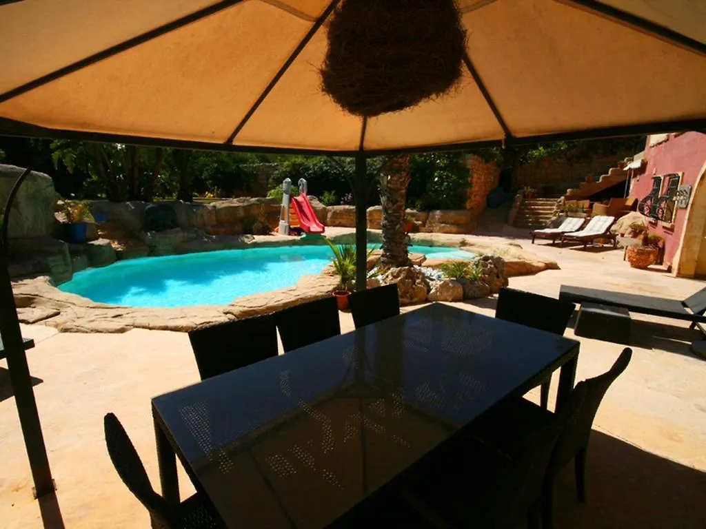 The Red Farm Relais & Spa Iklin 0*,  Malta